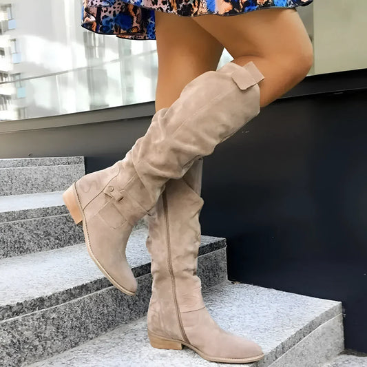 ANNE BOOTS